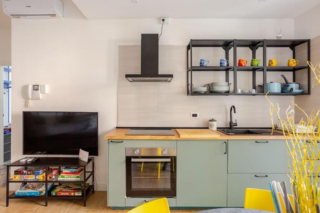 Bright & Modern 2 Min Metro 20Min Niguarda H Apartment Milan Bagian luar foto