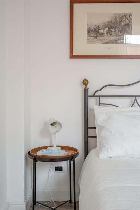 Bright & Modern 2 Min Metro 20Min Niguarda H Apartment Milan Bagian luar foto